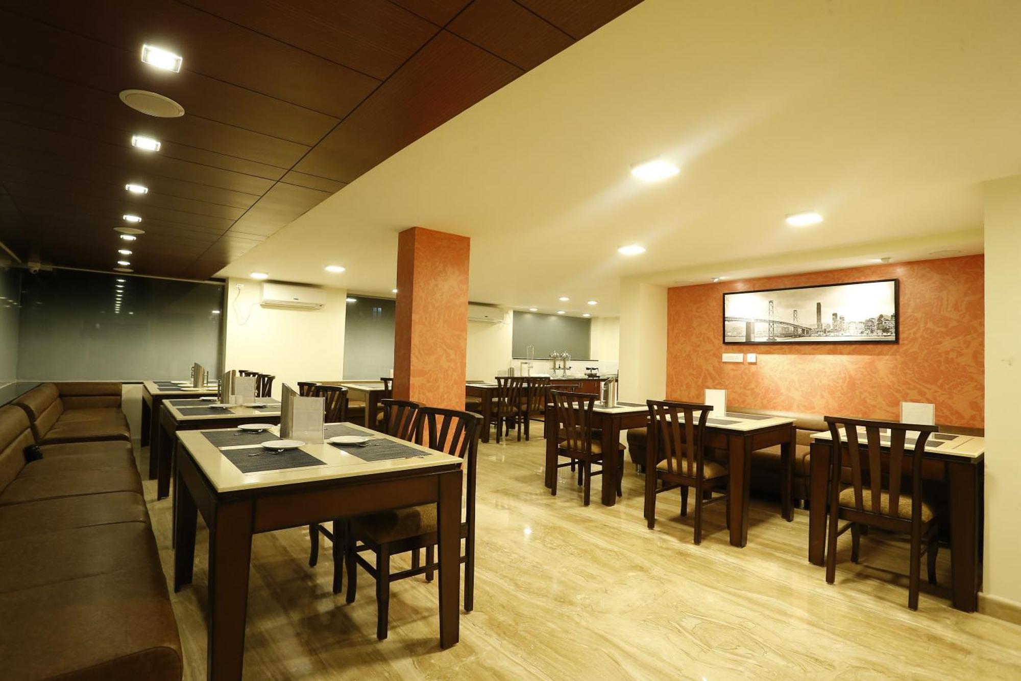 D Breeze Suites Devanahalli Exteriör bild