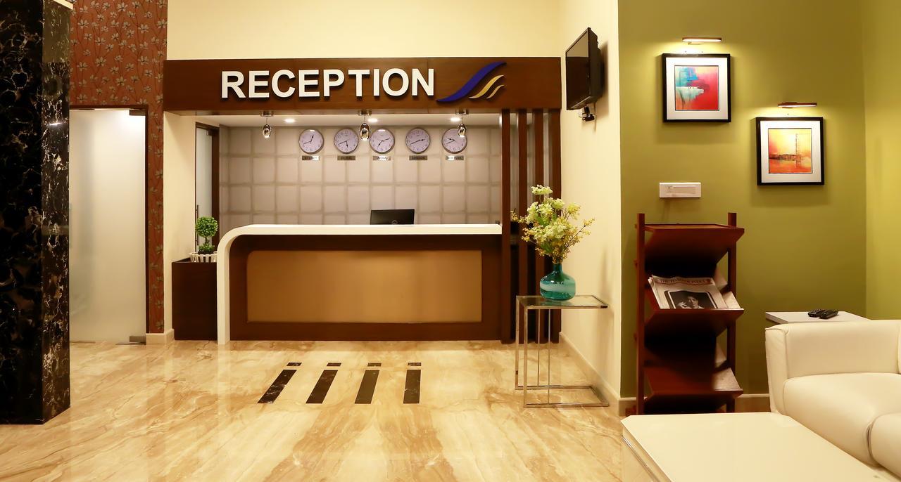 D Breeze Suites Devanahalli Exteriör bild