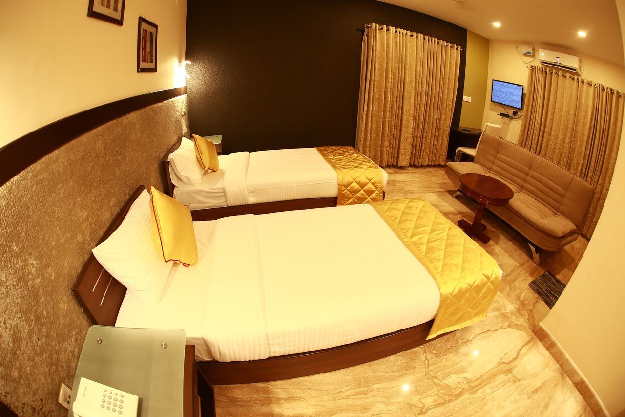 D Breeze Suites Devanahalli Exteriör bild