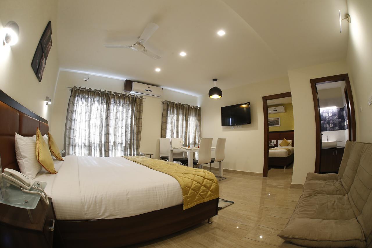 D Breeze Suites Devanahalli Exteriör bild