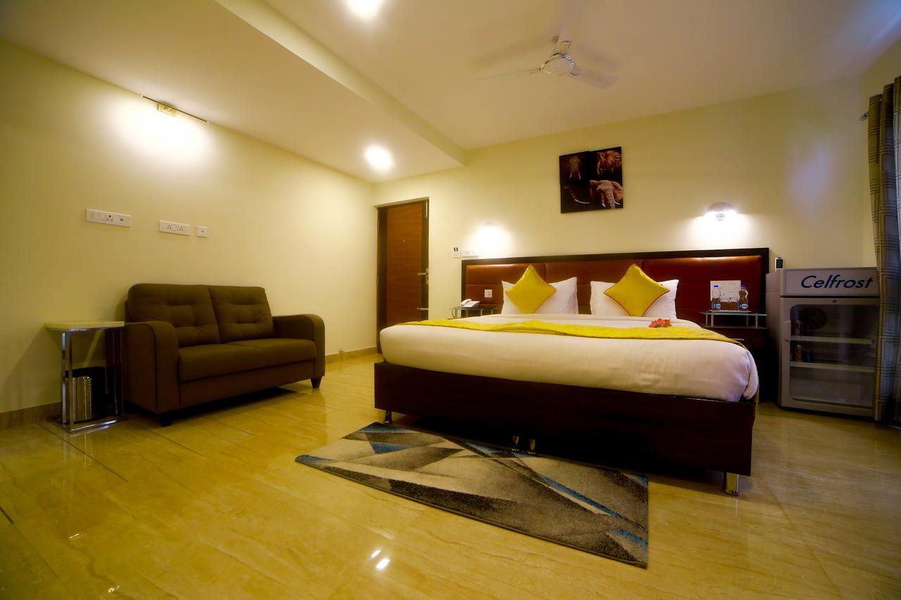 D Breeze Suites Devanahalli Exteriör bild