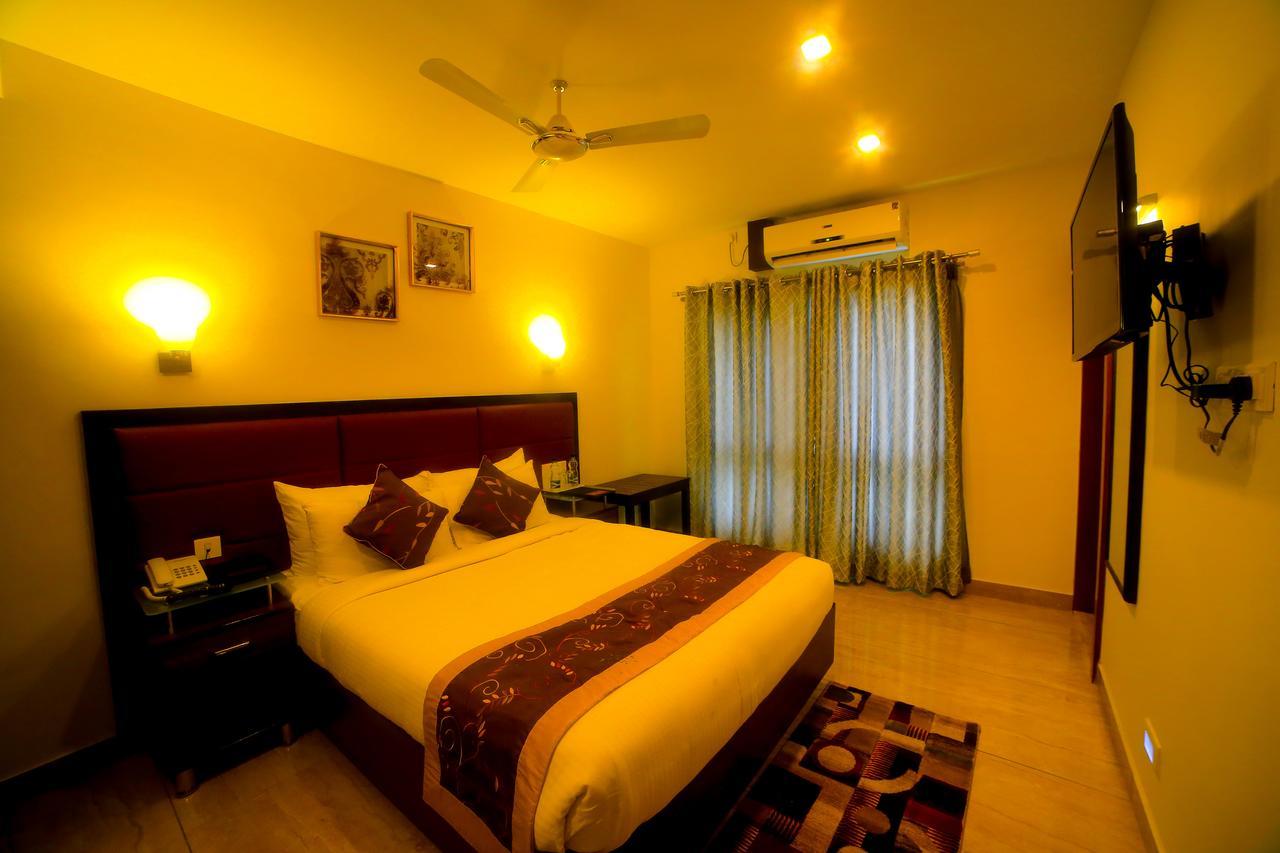 D Breeze Suites Devanahalli Exteriör bild