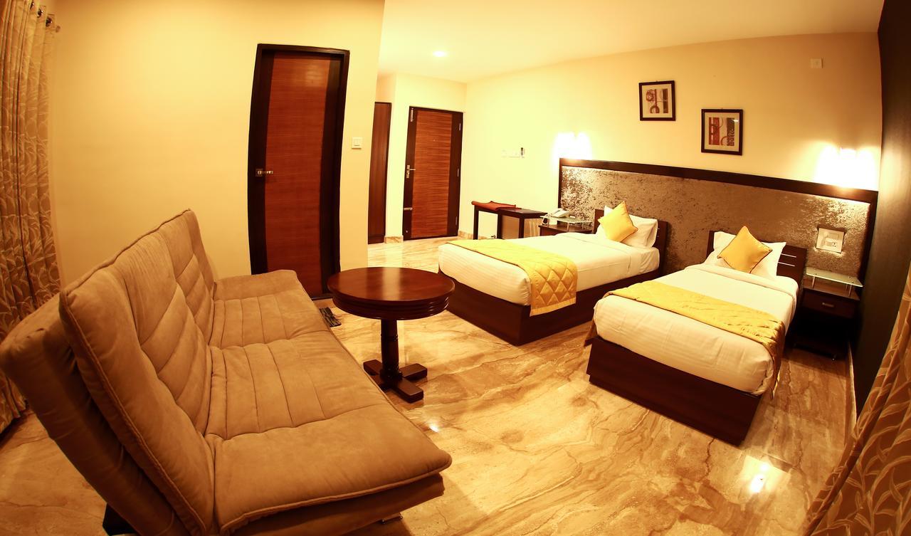 D Breeze Suites Devanahalli Exteriör bild